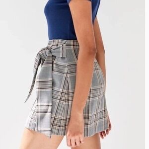 Aritzia Wilfred Mini doll plaid skirt w side tie